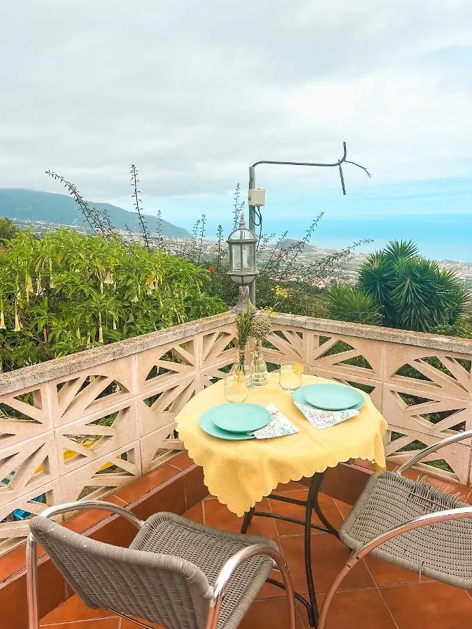 Apartment With Huge Deck Nestled In Marvelous Gardens - Nidos La Orotava