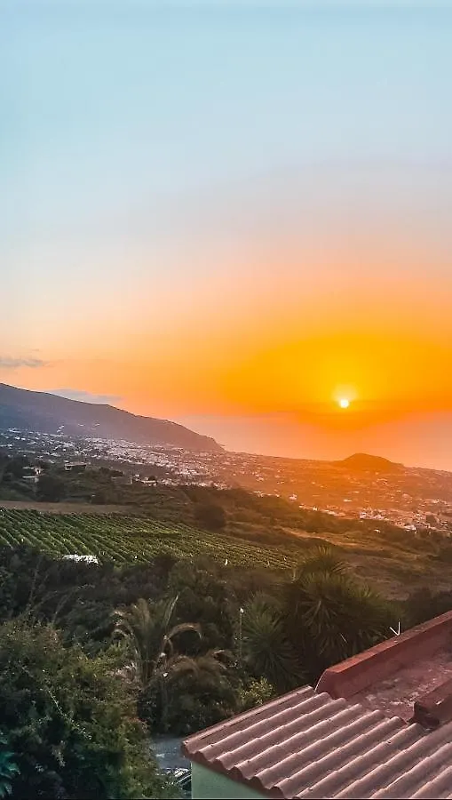 Apartment With Huge Deck Nestled In Marvelous Gardens - Nidos La Orotava
