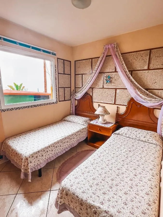 Apartment With Huge Deck Nestled In Marvelous Gardens - Nidos La Orotava